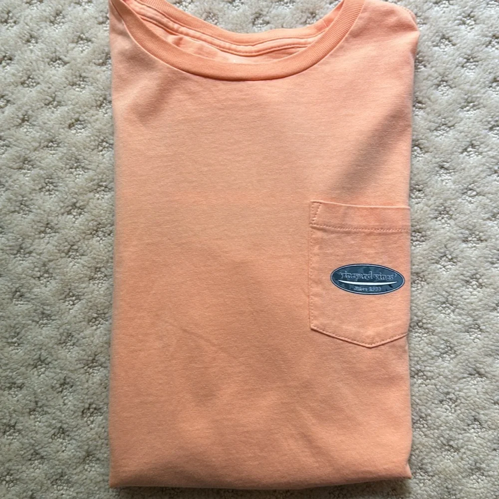 Size medium boys vineyard vines long sleeve - Picture 2 of 3